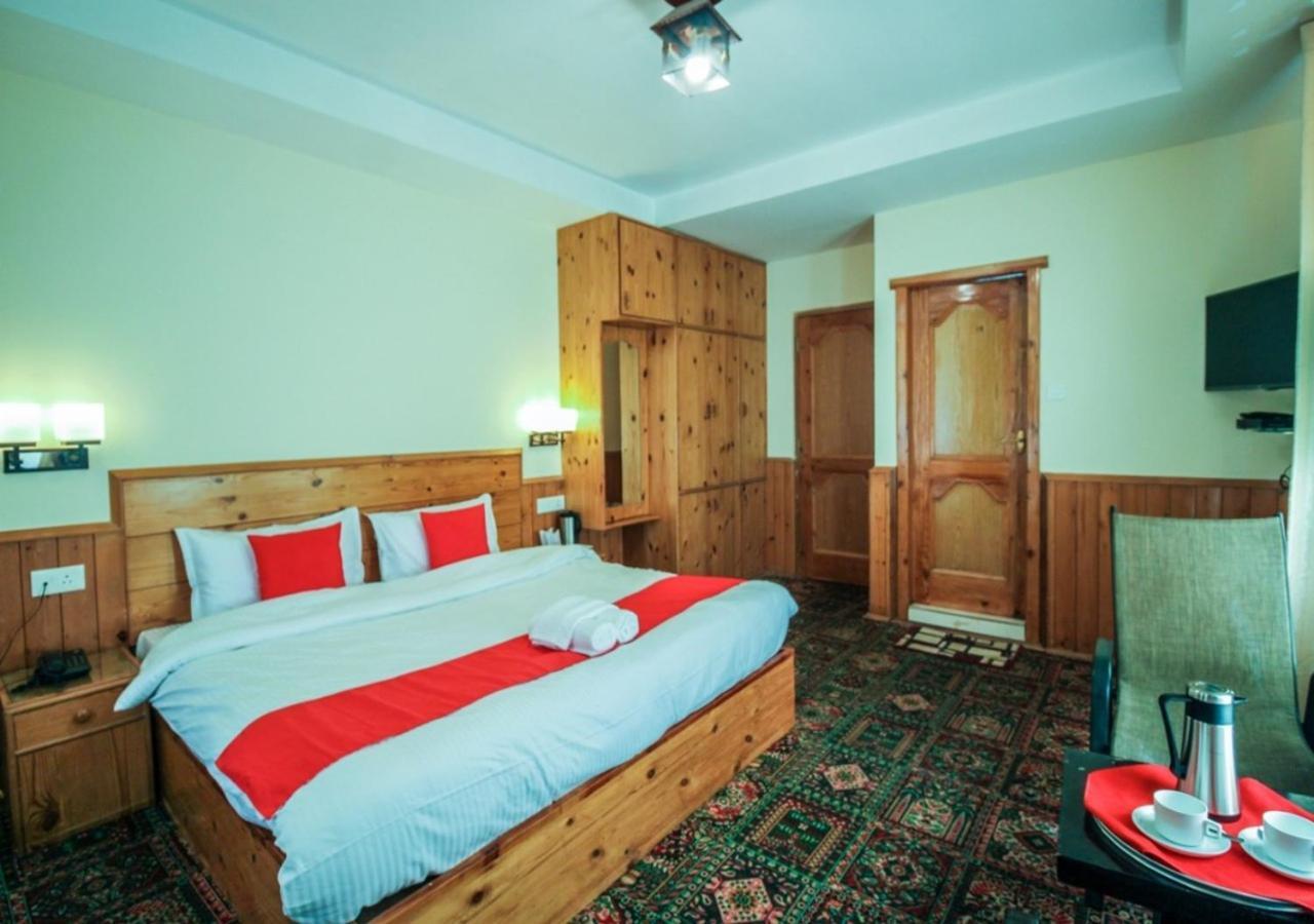 Hotel Golden Meadows 3*