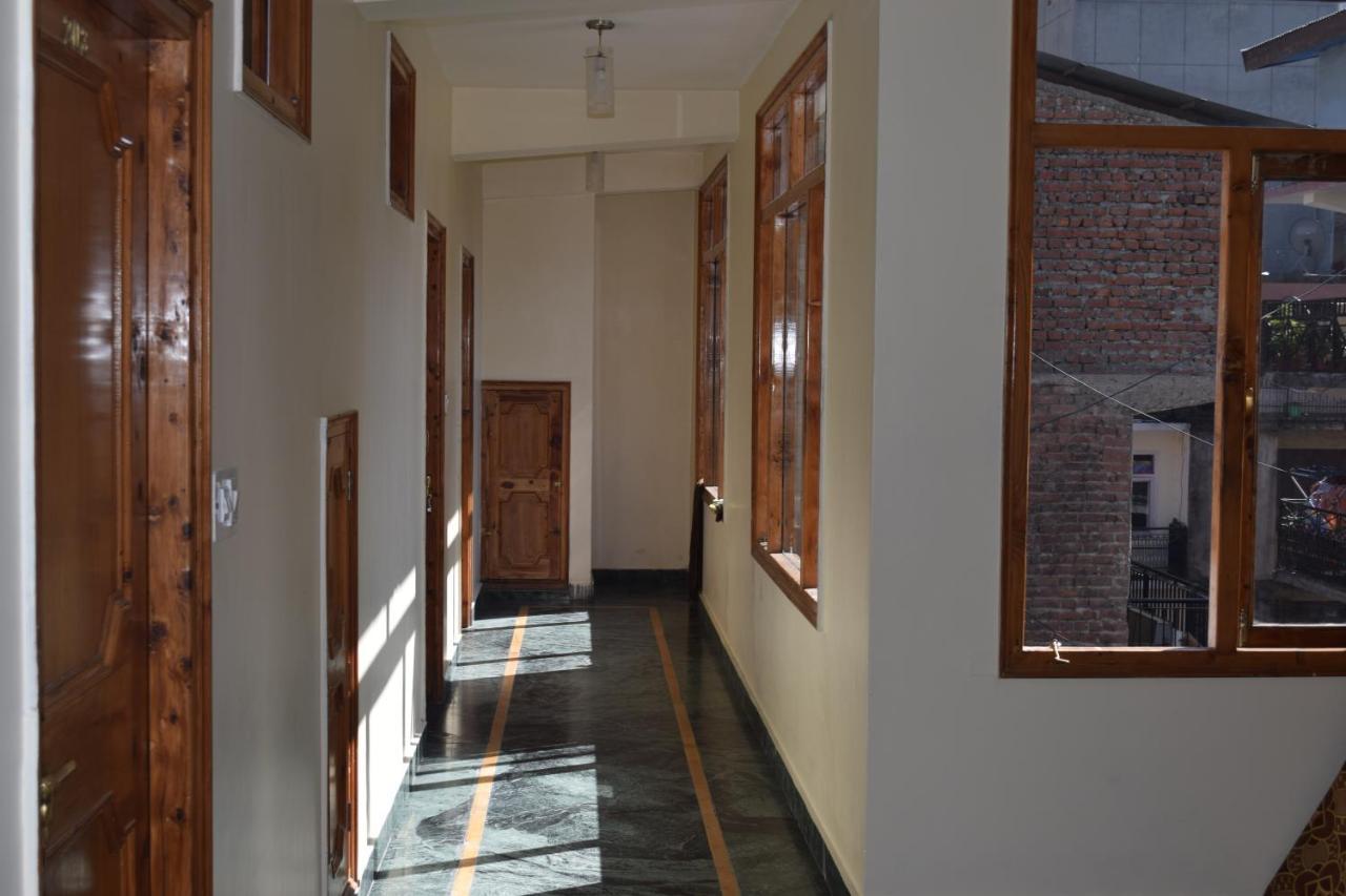 Hotel Adarsh Annexe
