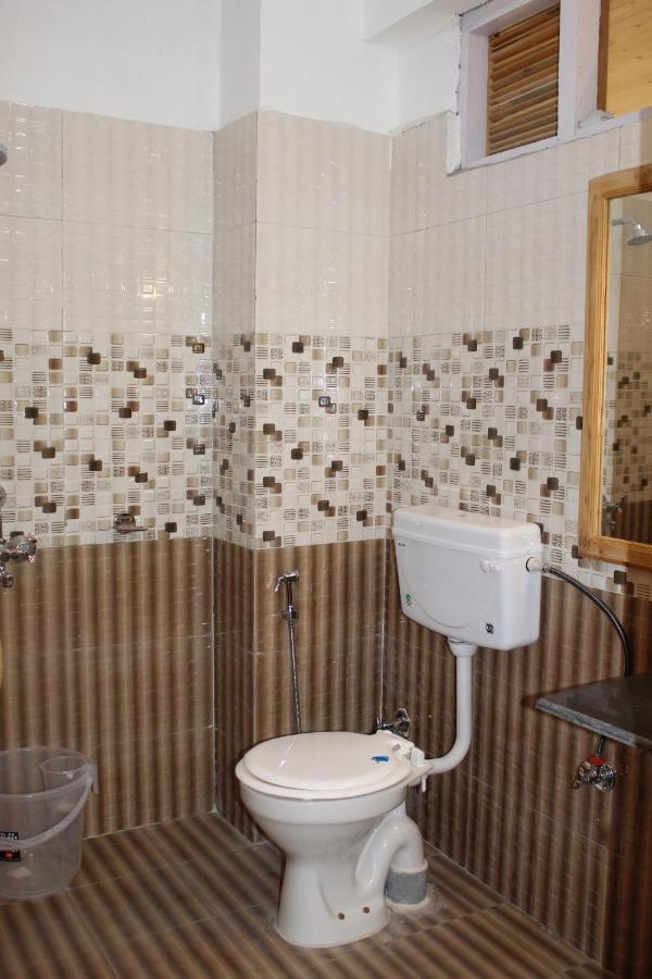 Manalsu Guest house