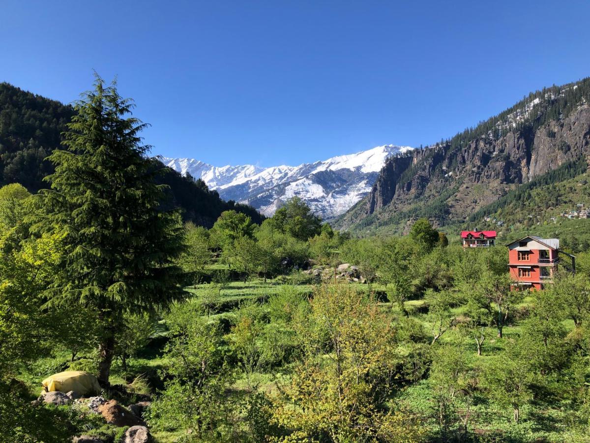 Red House Cafe And Manali (Himachal Pradesh)