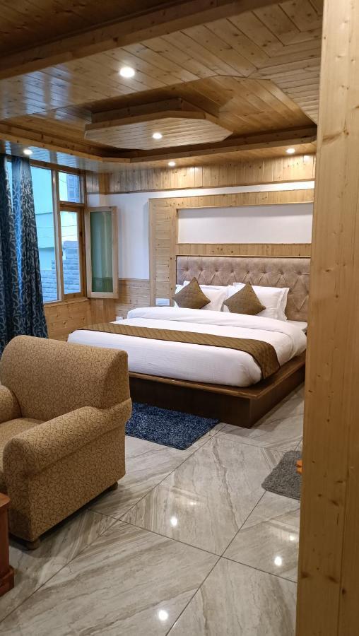 Hotel New Rohtang Inn