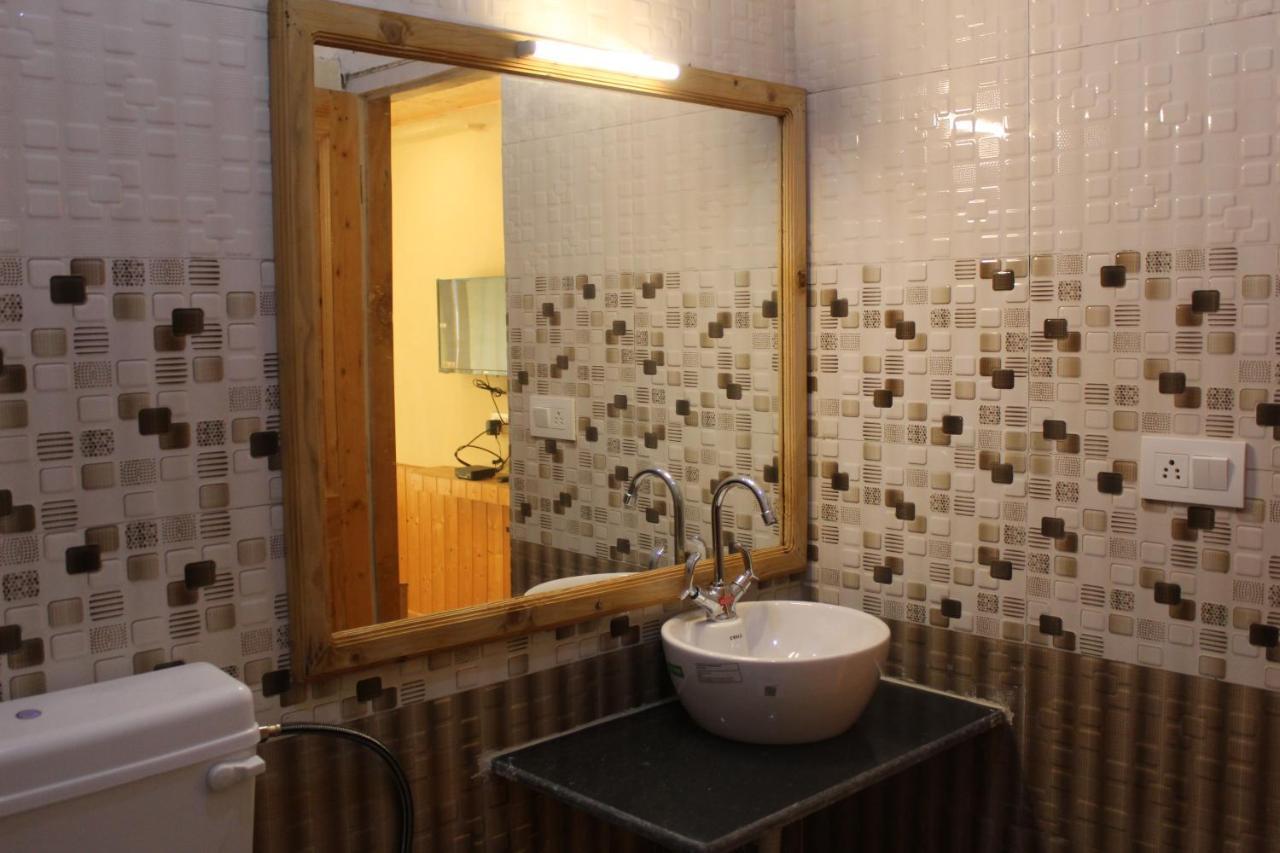 Manalsu Guest house