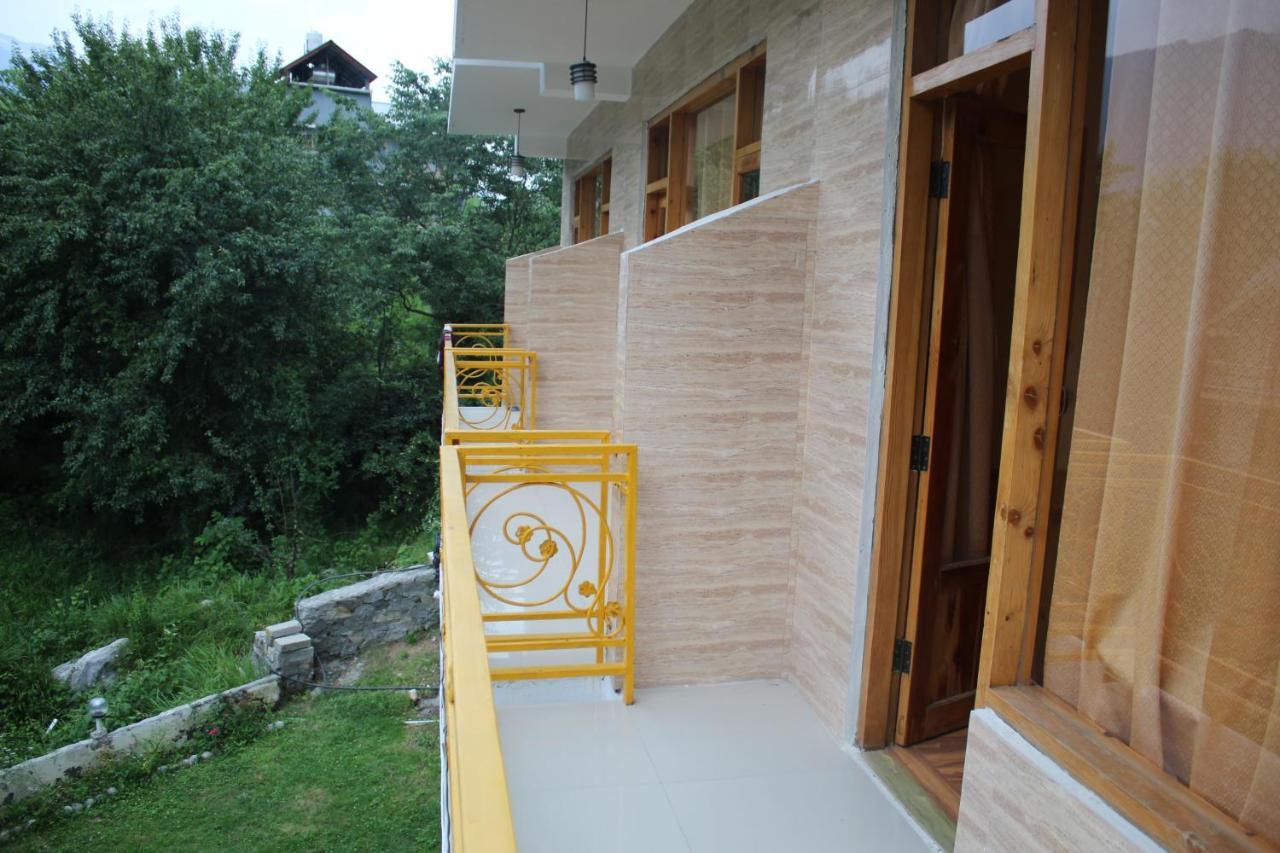 Manalsu *