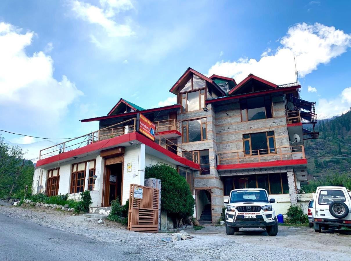 Hotel Kudos Eureka Stays