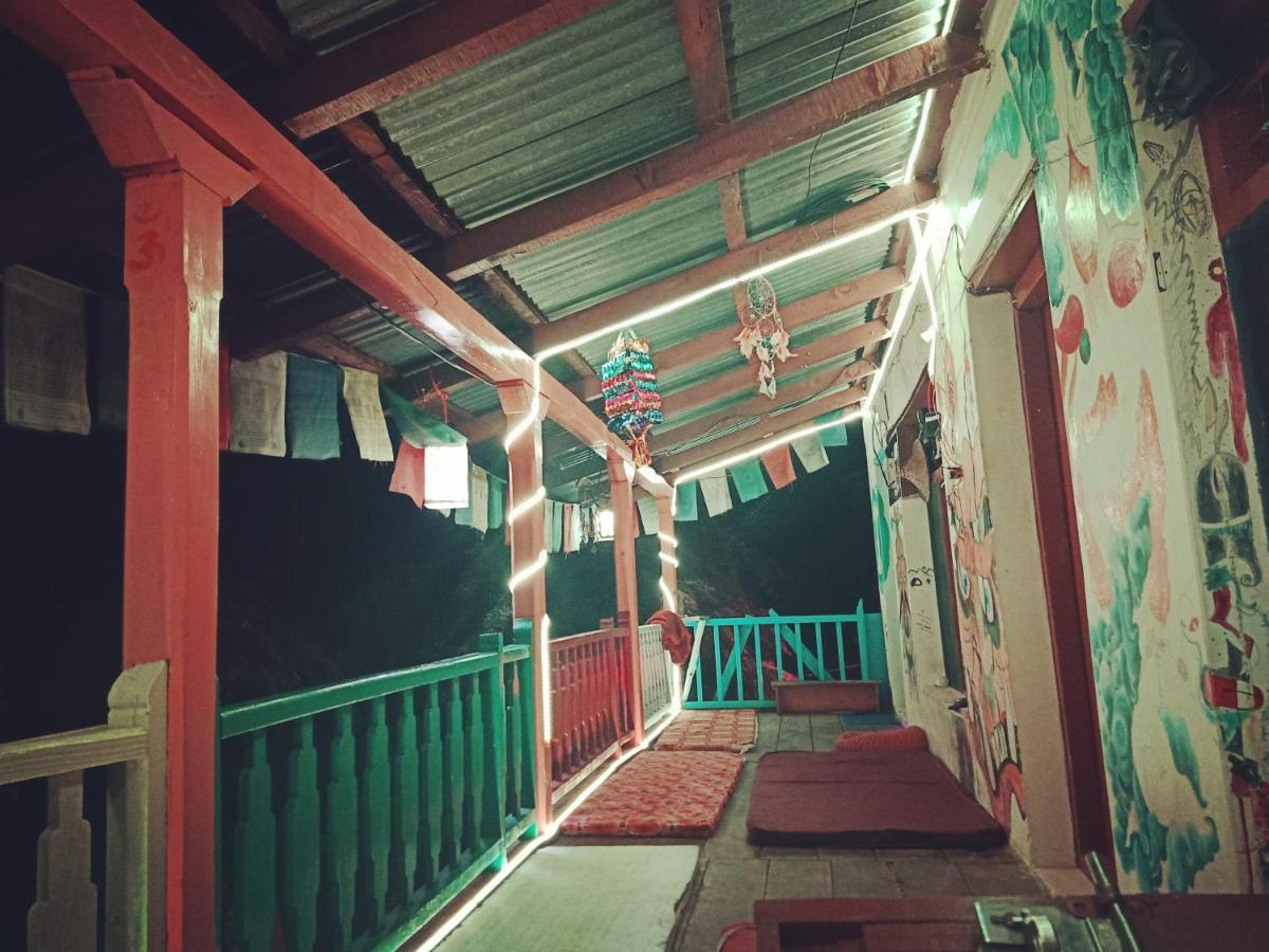 Hostel Vatika For Backpackers *