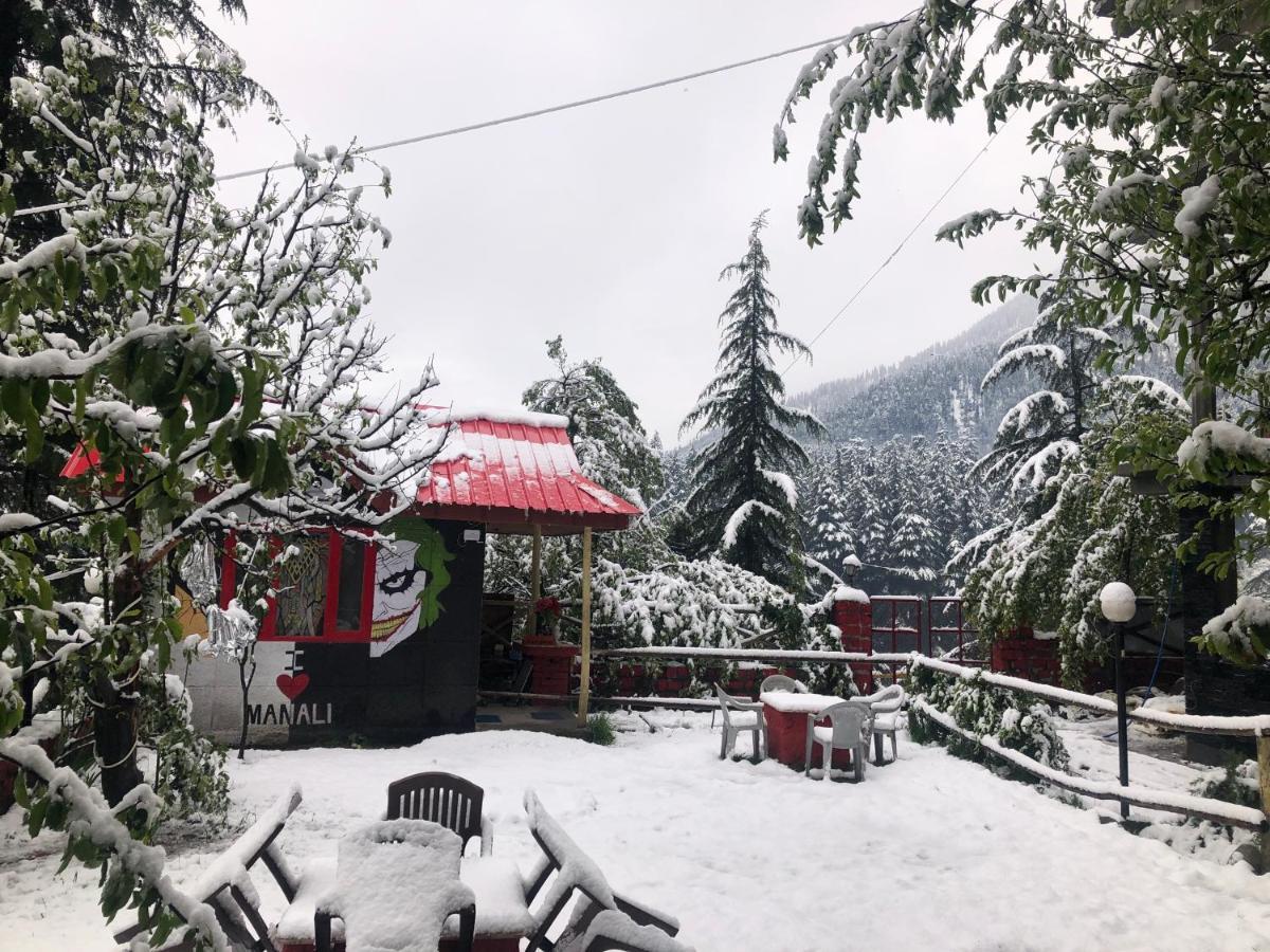 Red House Cafe And
