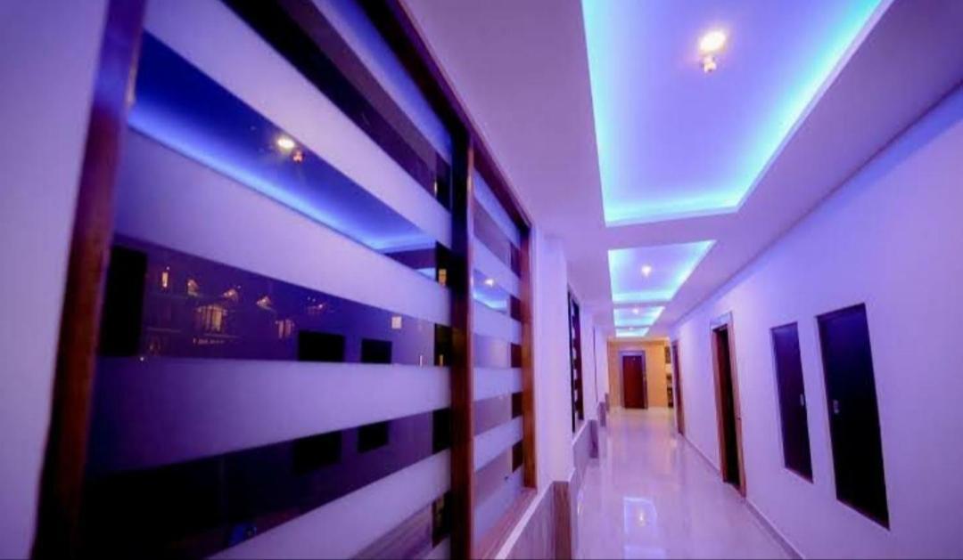Hotel The Samita Grand - Manali 4*