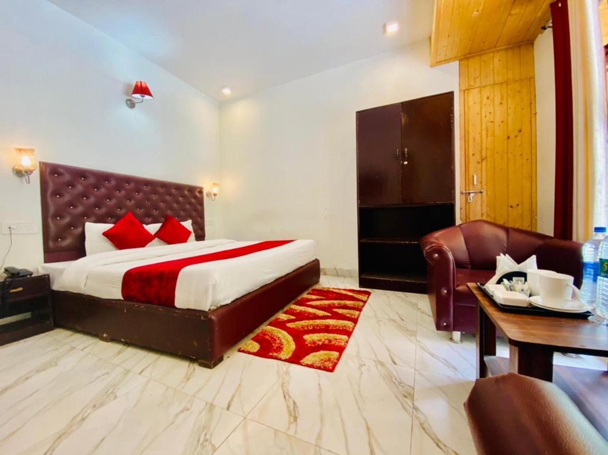 Hadimba Palace - Near Mall Road Hostel