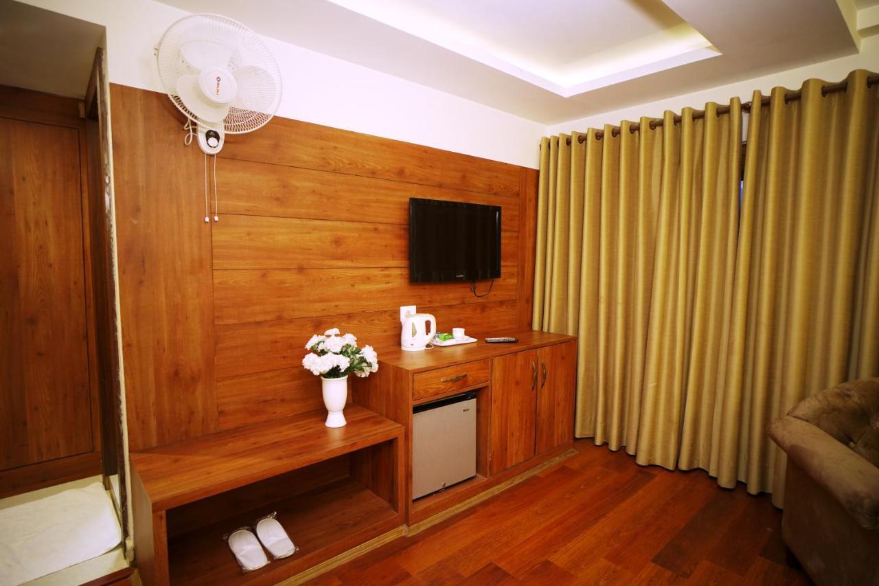 Hotel Sandhya & Manali (Himachal Pradesh)
