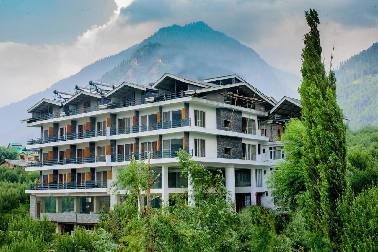 Hotel Naturevilas Sarovar Portico - Centrally Heated 4*
