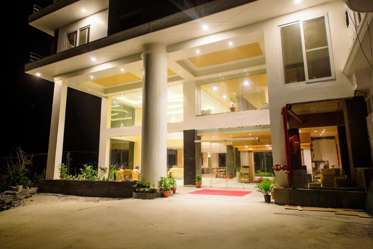 Hotel Naturevilas Sarovar Portico - Centrally Heated 4*