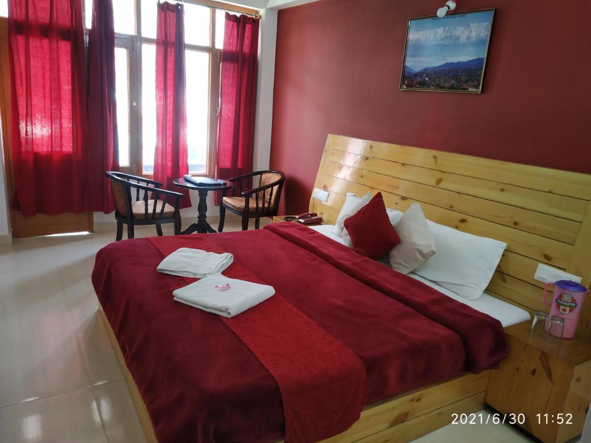 Hotel Himanshu 4*