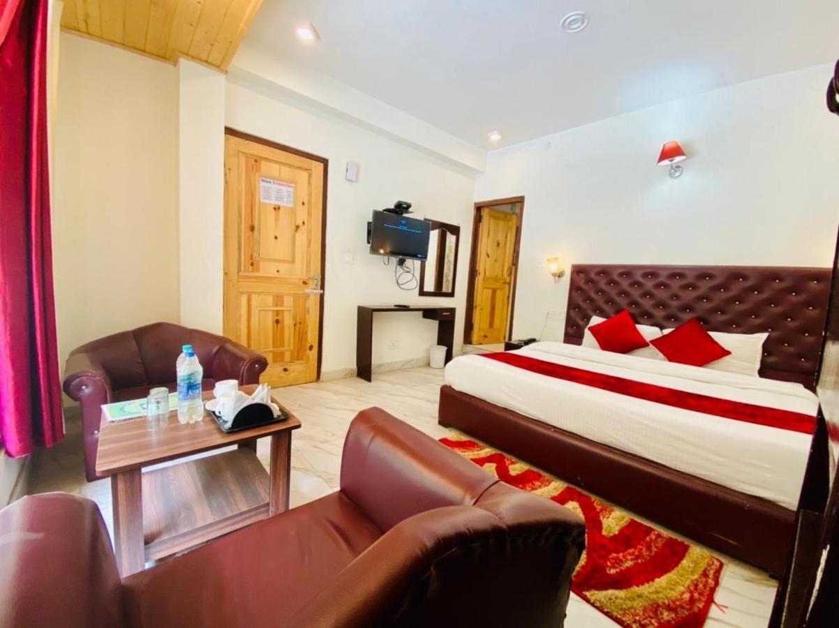 Hostel Hadimba Palace - Near Mall Road Manali (Himachal Pradesh)