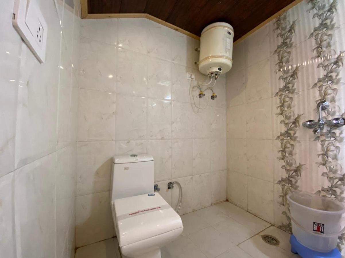 Hostel Hadimba Palace - Near Mall Road Manali (Himachal Pradesh)