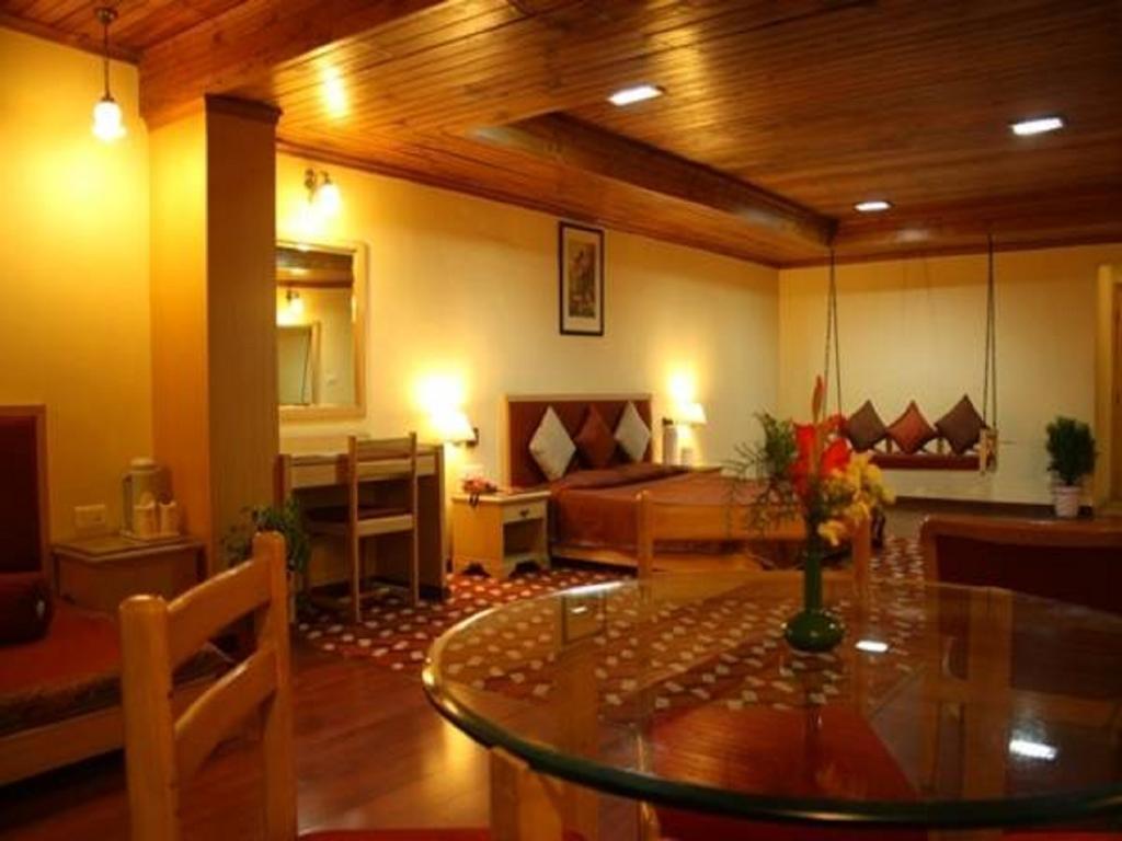 Hotel Shingar Regency Manali (Himachal Pradesh)
