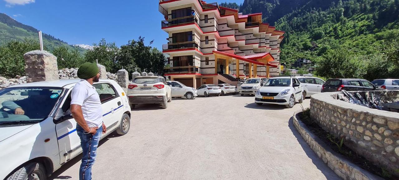 Jogni Heights Hotel