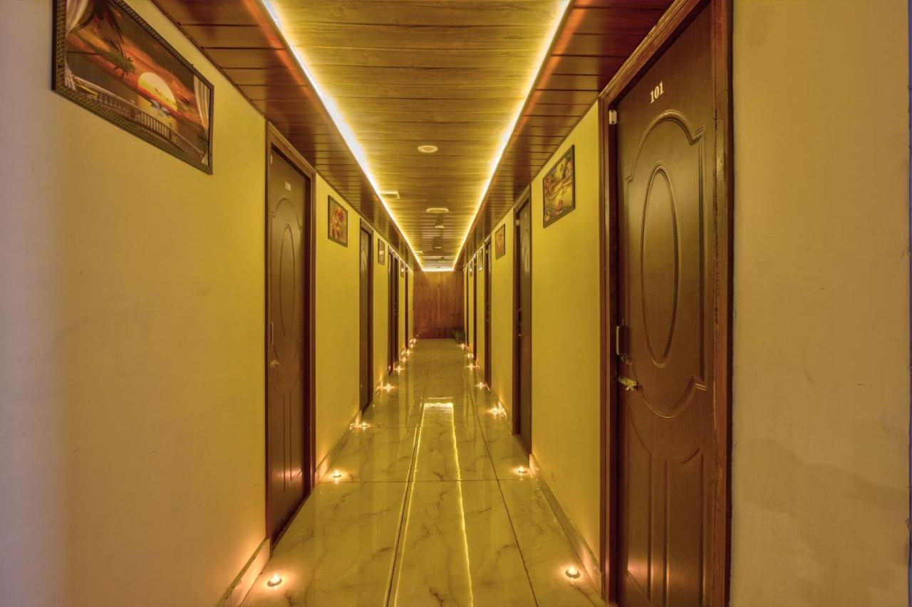 Hotel Ibex 3*