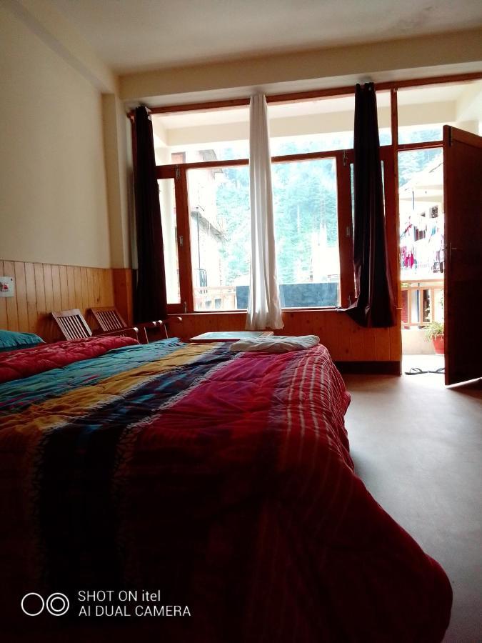Bed & Breakfast Bolting Point Manali (Himachal Pradesh)