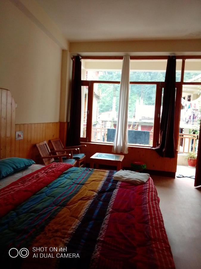 Bolting Point Bed & Breakfast Manali (Himachal Pradesh)