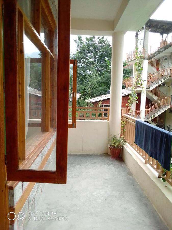 Bolting Point Bed & Breakfast *