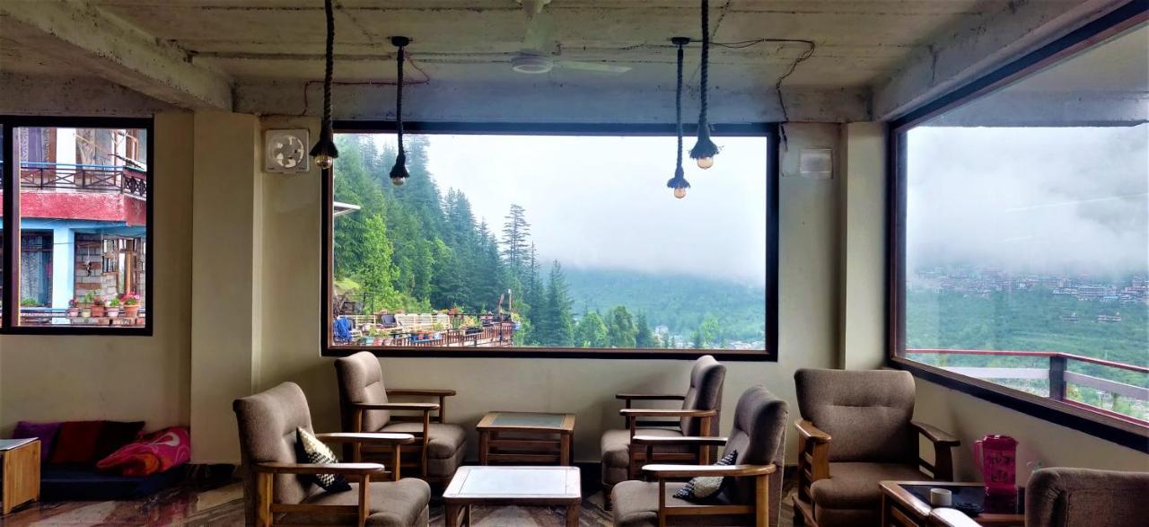 Cafe Monkbase- Food And