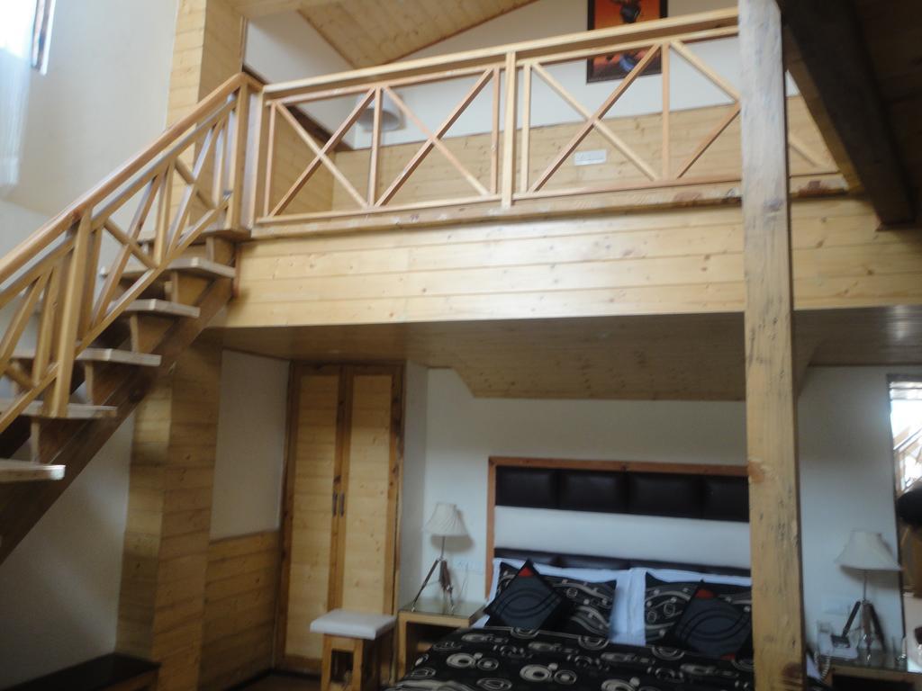 Hotel Swiss Wood 3*