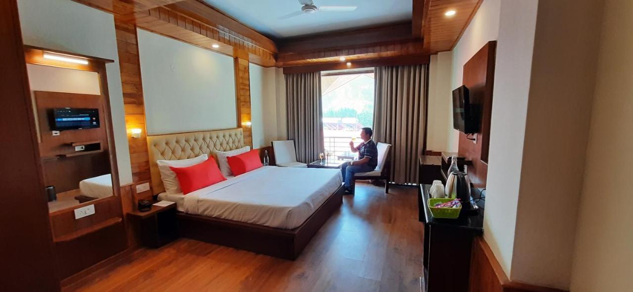 Mastiff Xanadu Hotel 4*
