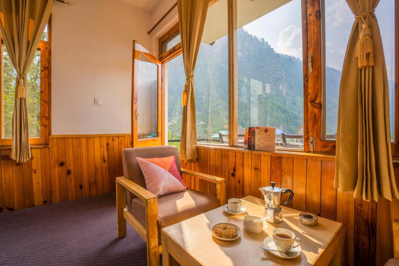 Zostel Manali, Burwa Hostel *