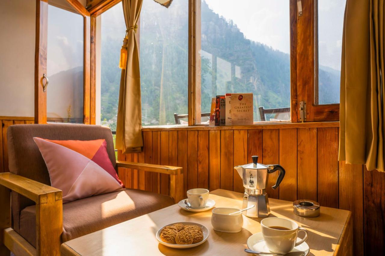 Zostel Manali, Burwa Manali (Himachal Pradesh)