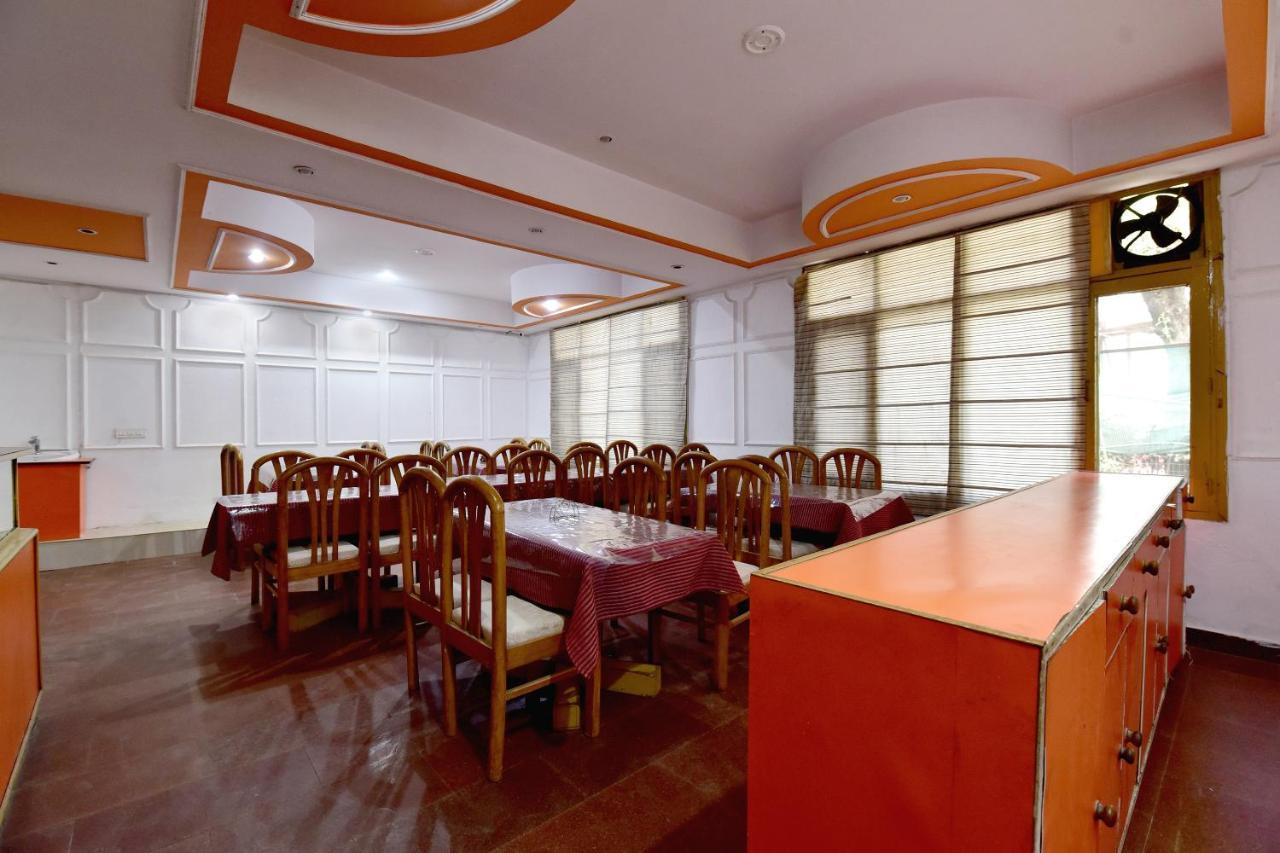 Oyo 19766 Palace Hotel Manali (Himachal Pradesh)