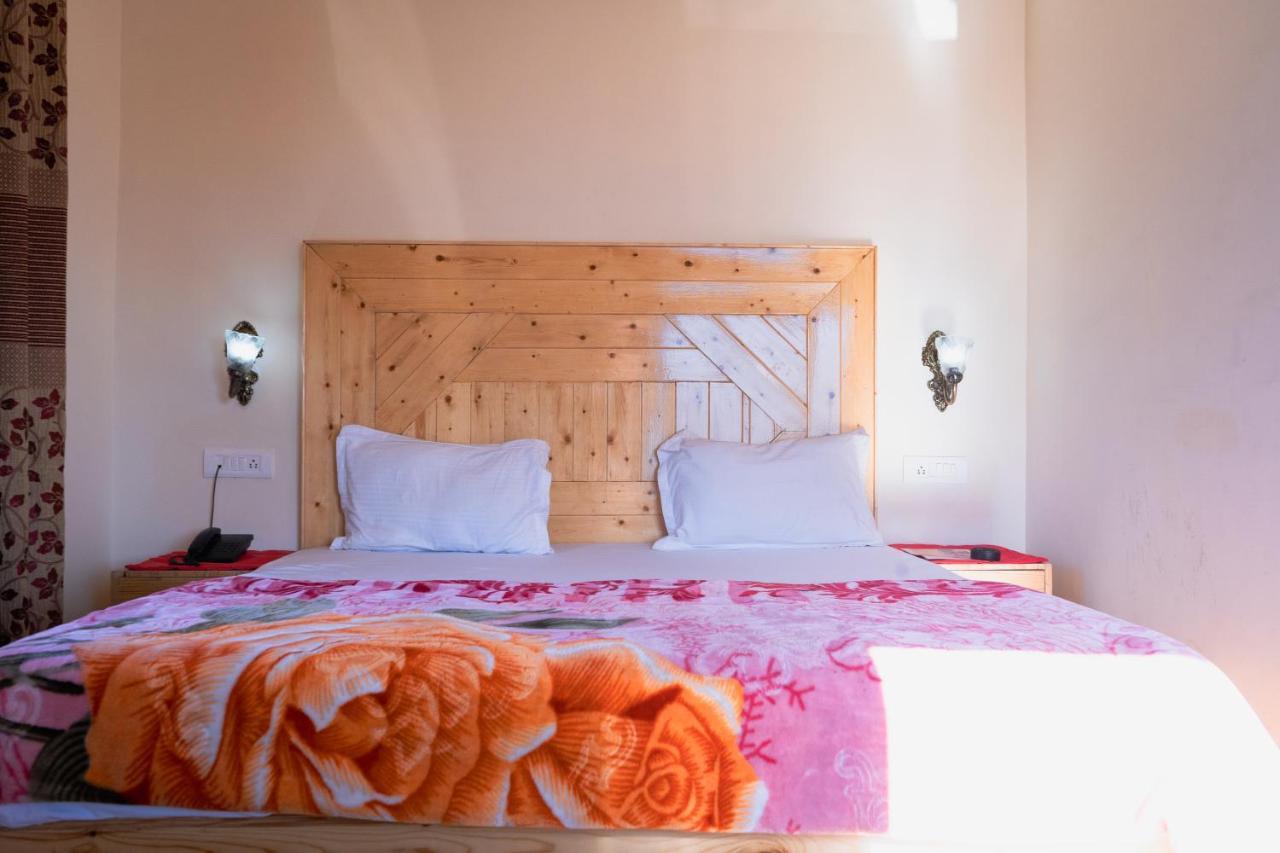 New Radhika Guest House Hotel Manali (Himachal Pradesh)