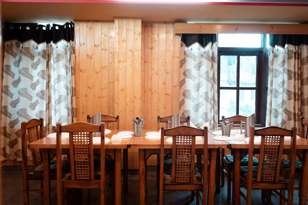 New Radhika Guest House