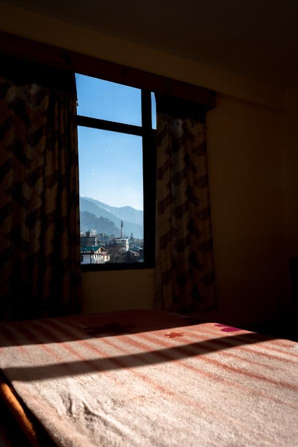 New Radhika Guest House Hotel