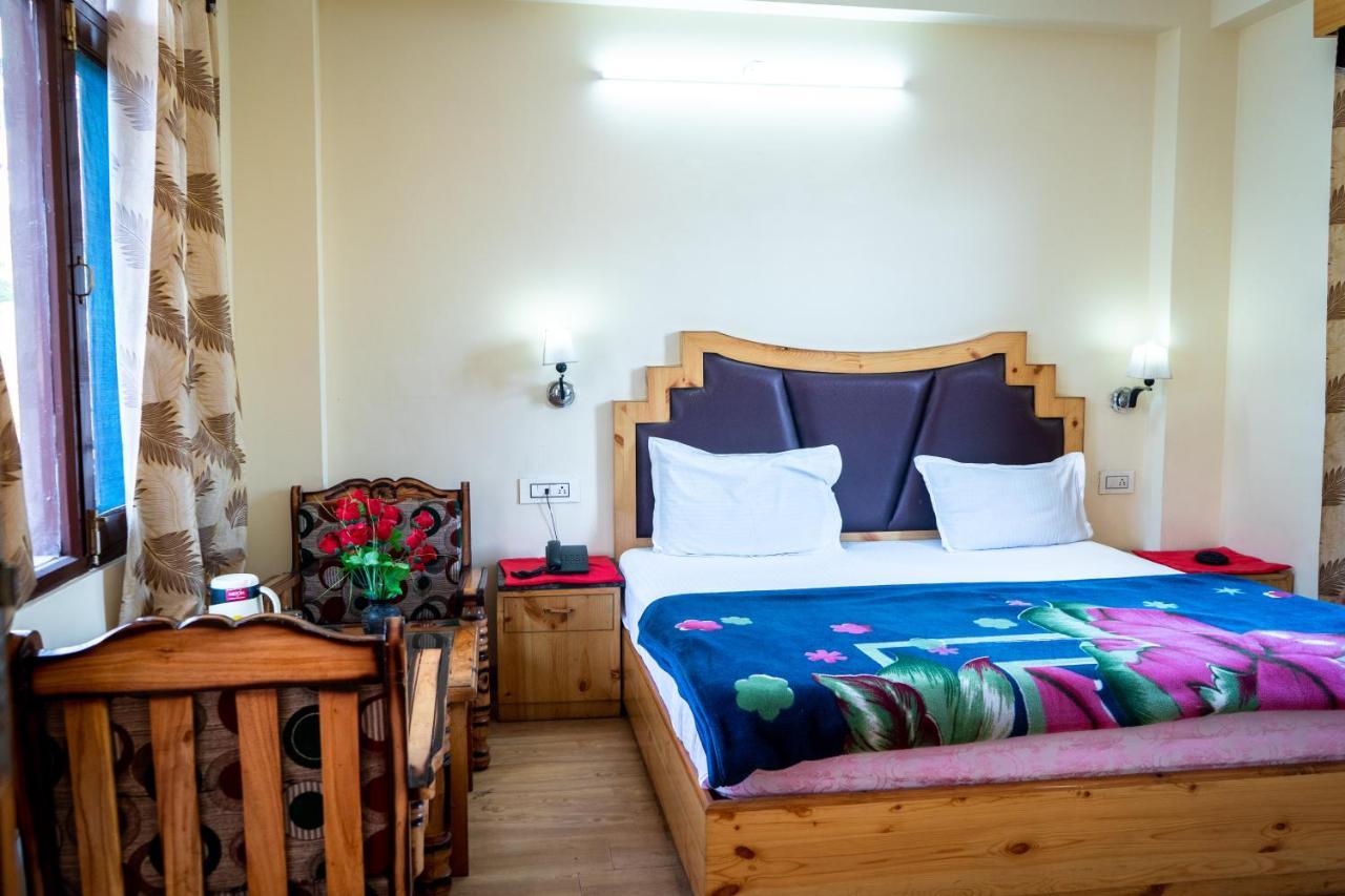 New Radhika Guest House Hotel Manali (Himachal Pradesh)