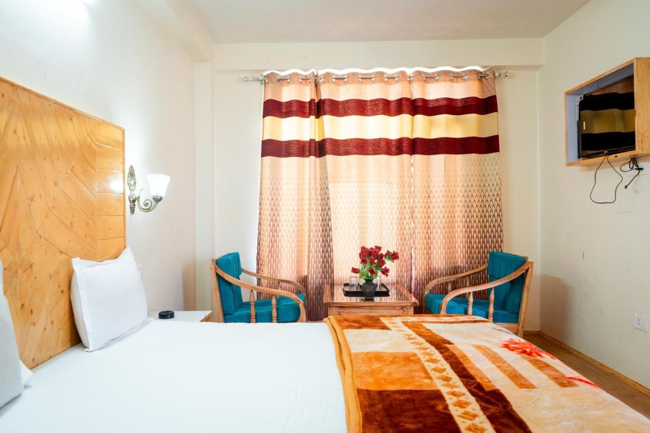 New Radhika Guest House Hotel Manali (Himachal Pradesh)