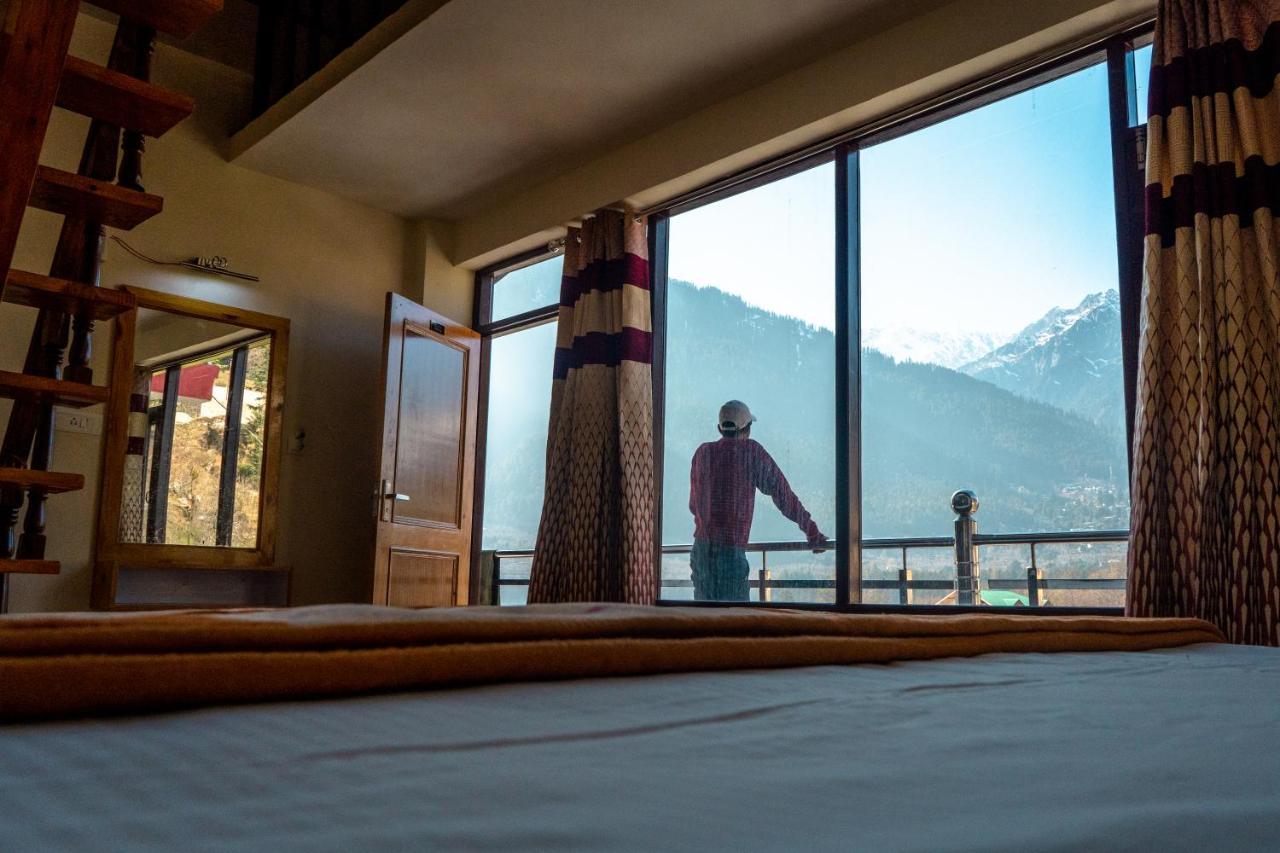 New Radhika Guest House 3* Manali (Himachal Pradesh)