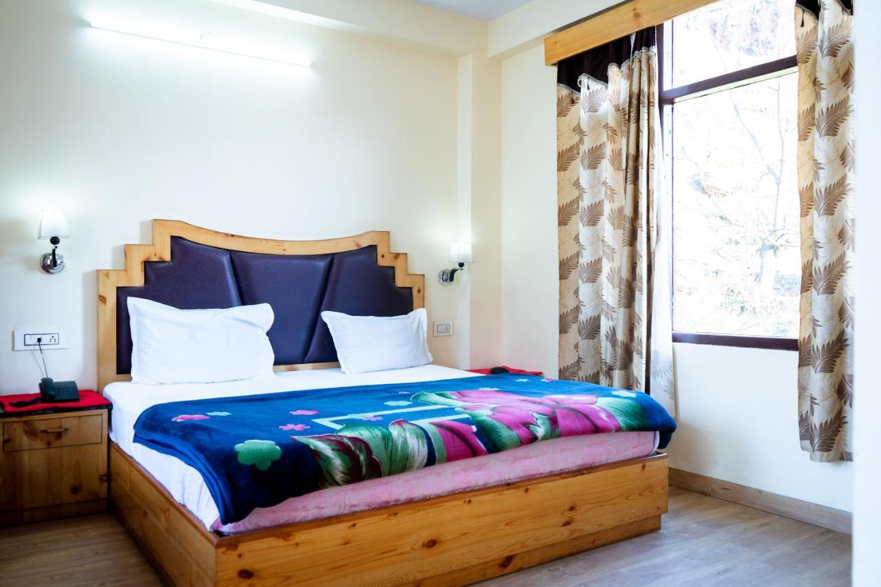 New Radhika Guest House Hotel Manali (Himachal Pradesh)