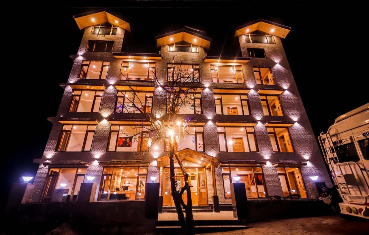 Smugglers Mountain View - Heated & Air Cooled #free Pick From Volvo Bus Stand 4* Manali (Himachal Pradesh)