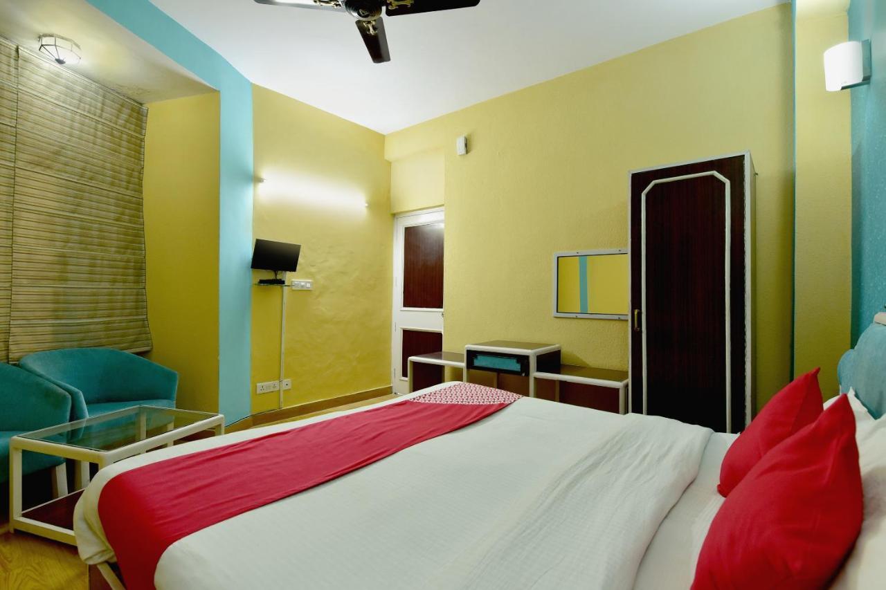 Oyo 19766 Palace Manali (Himachal Pradesh)
