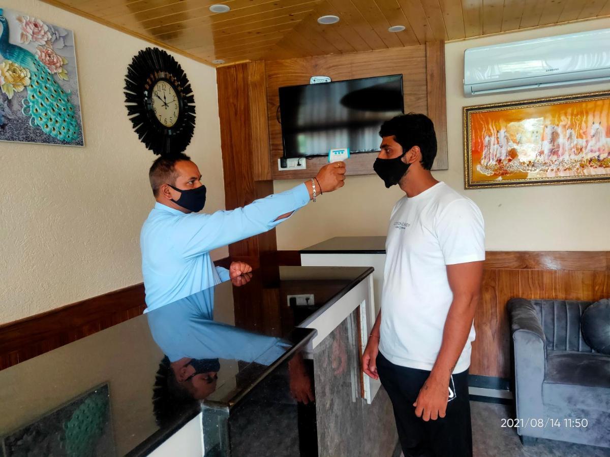 Suryansh Regency Manali Centrally Heated Air Cooled With Private Balconies Manali (Himachal Pradesh)
