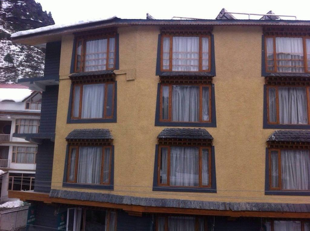 Swiss Wood Hotel 3*
