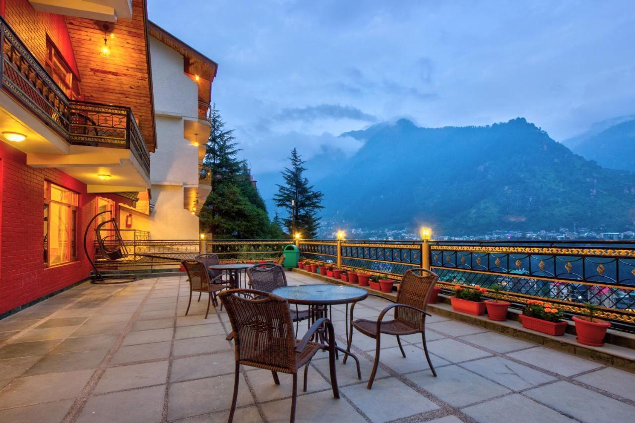 Resort The And 4*