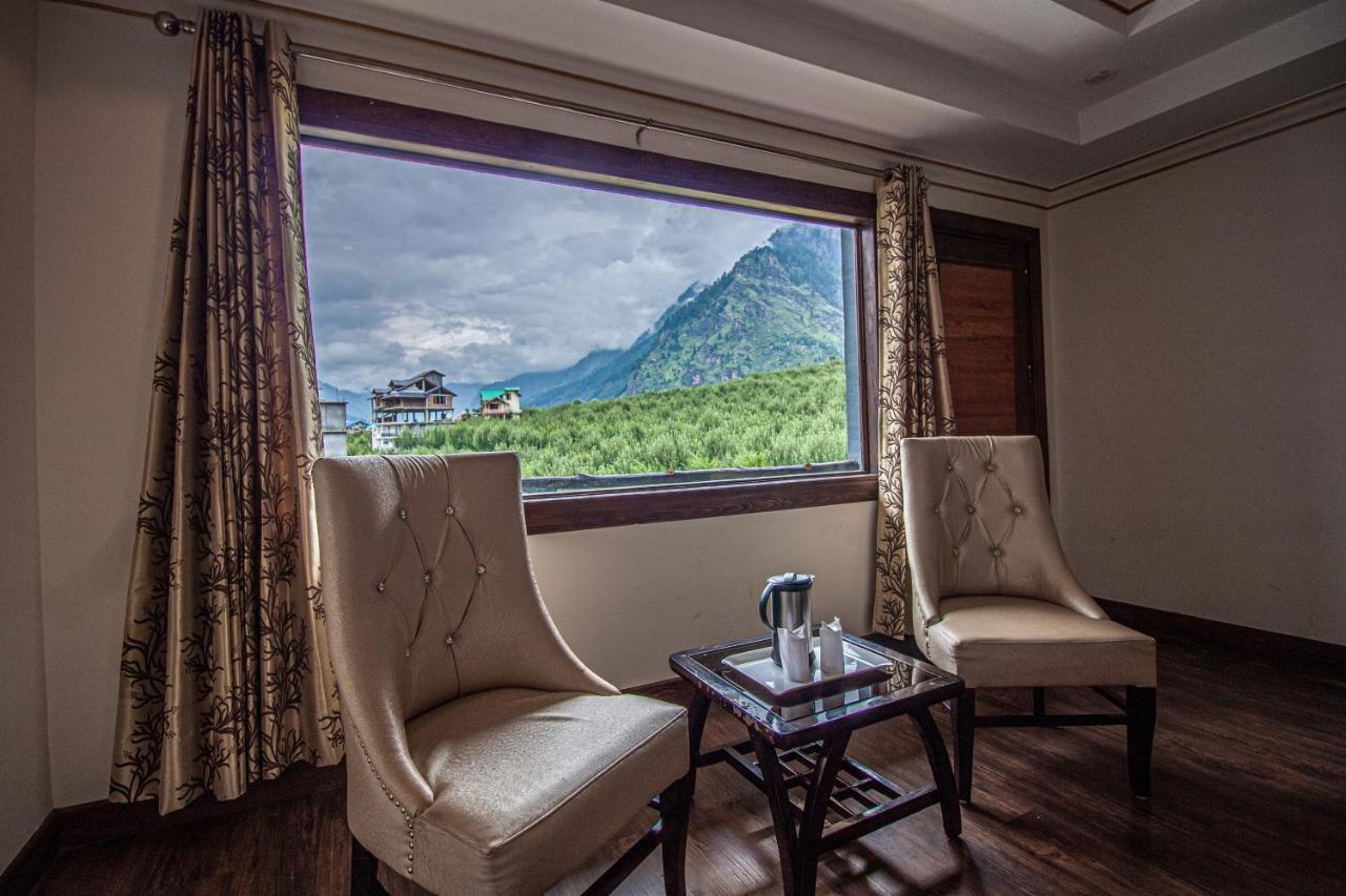Snow Bloom Resort Manali (Himachal Pradesh)
