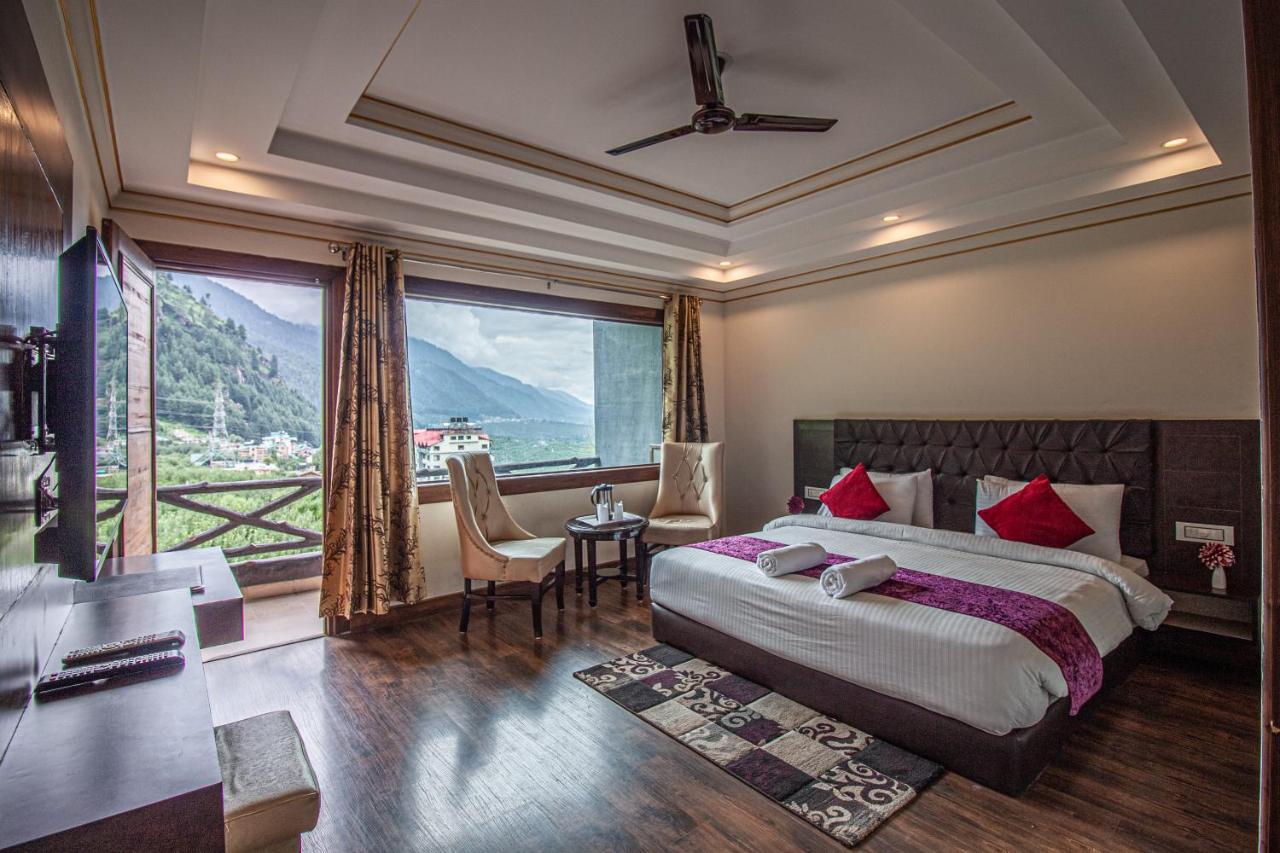Snow Bloom Resort