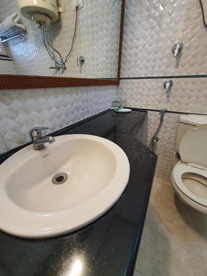 Villa 5 *