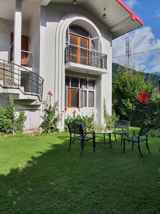 5 Villa Manali (Himachal Pradesh)