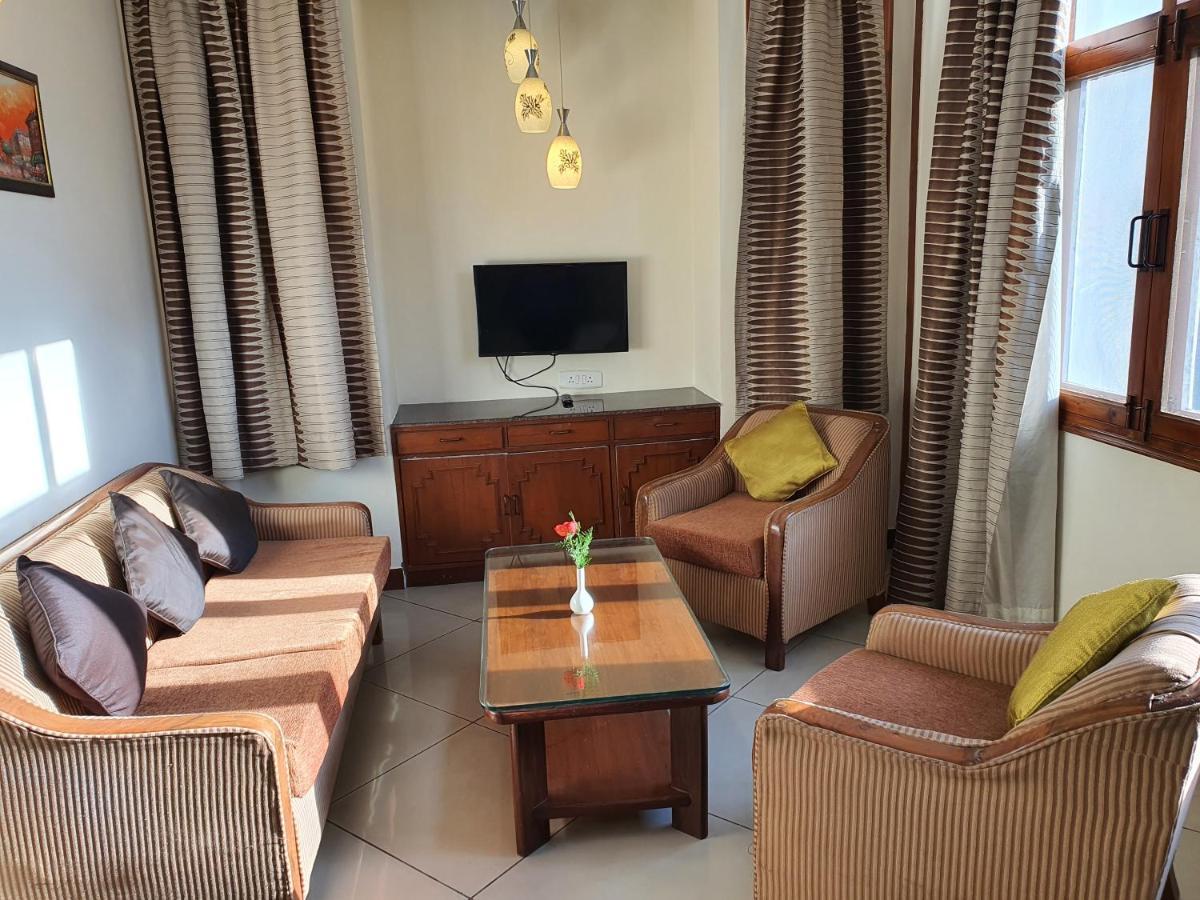 Villa 5 *