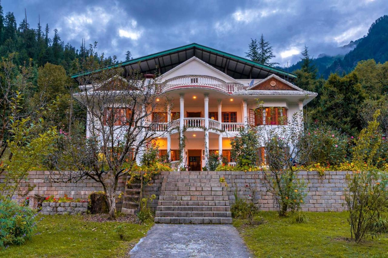 Stayvista At The House With Huge Lawn And Valley View * Manali (Himachal Pradesh)