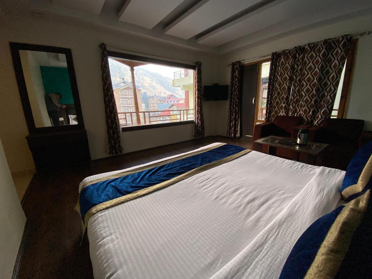 Hotel Queen 3*
