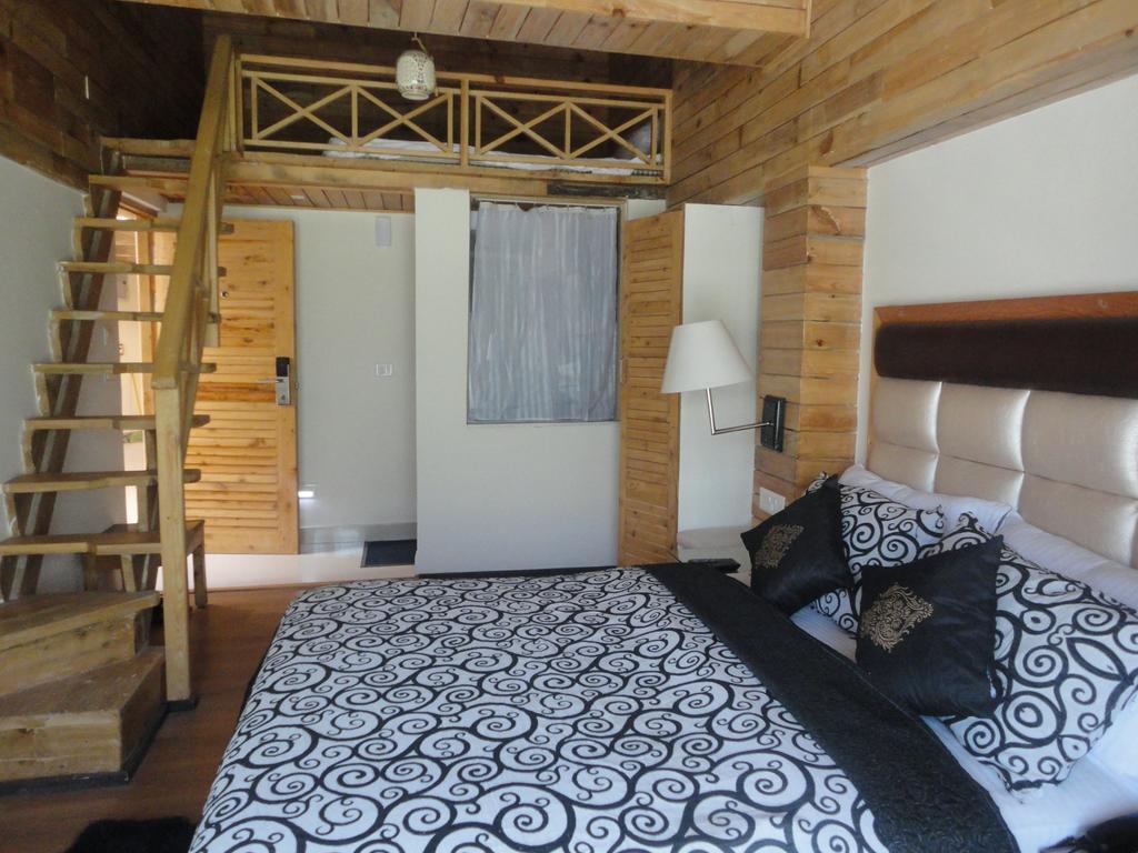 Hotel Swiss Wood 3*